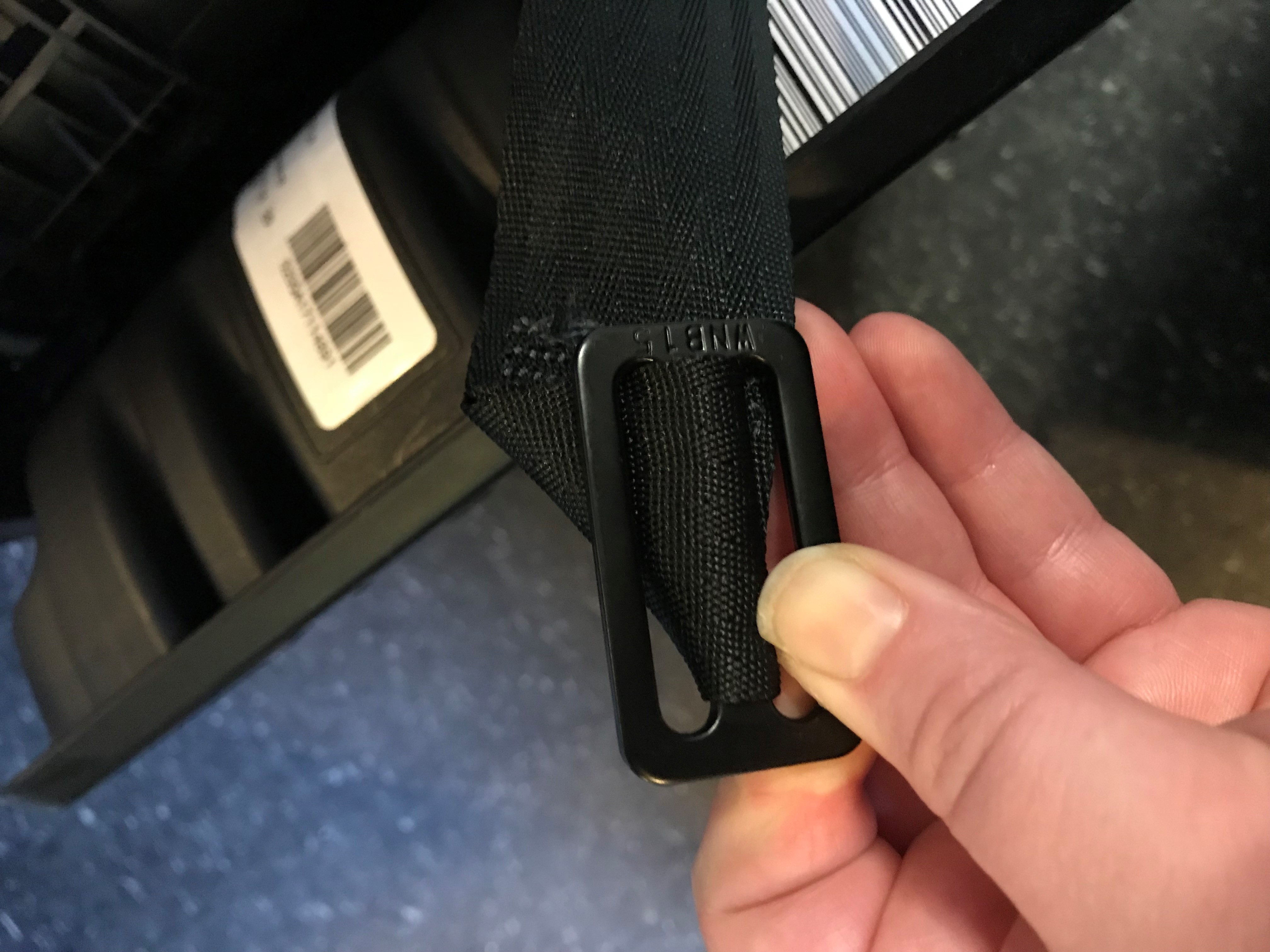 How do I replace my Fllo's Shoulder Harness Straps? – Clek Support